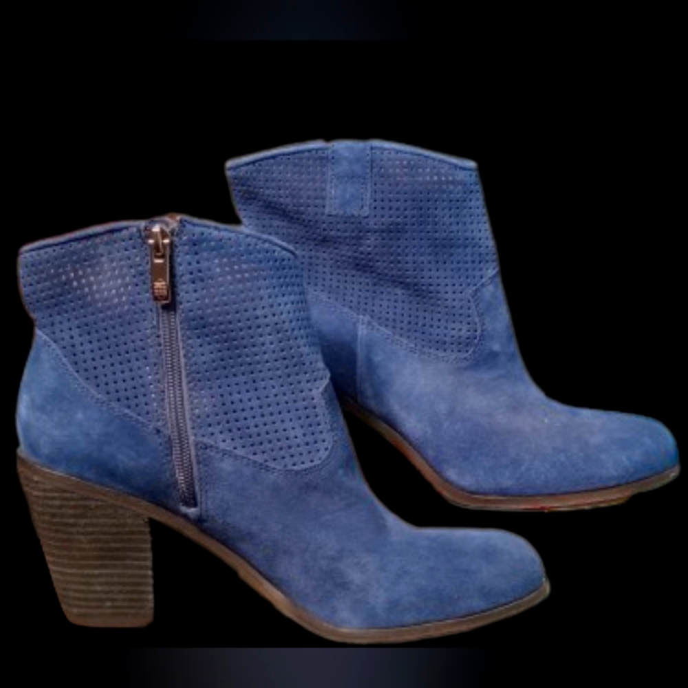 Vince Camuto Boots